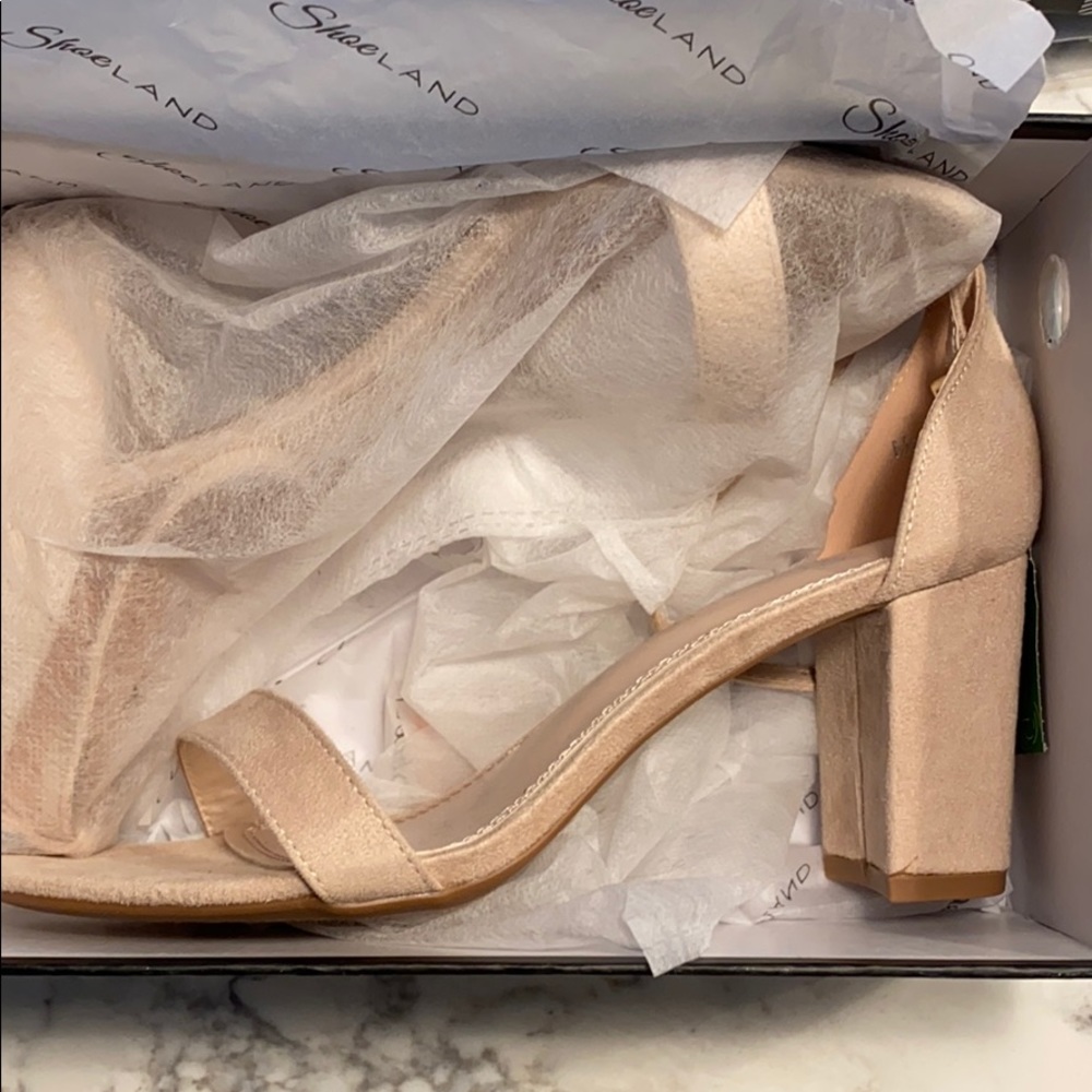 Nude open toe block heel pumps
